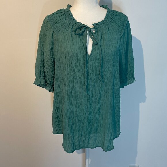 Olivia & Martin Green Short Sleeve Blouse size Large - Picture 1 of 5